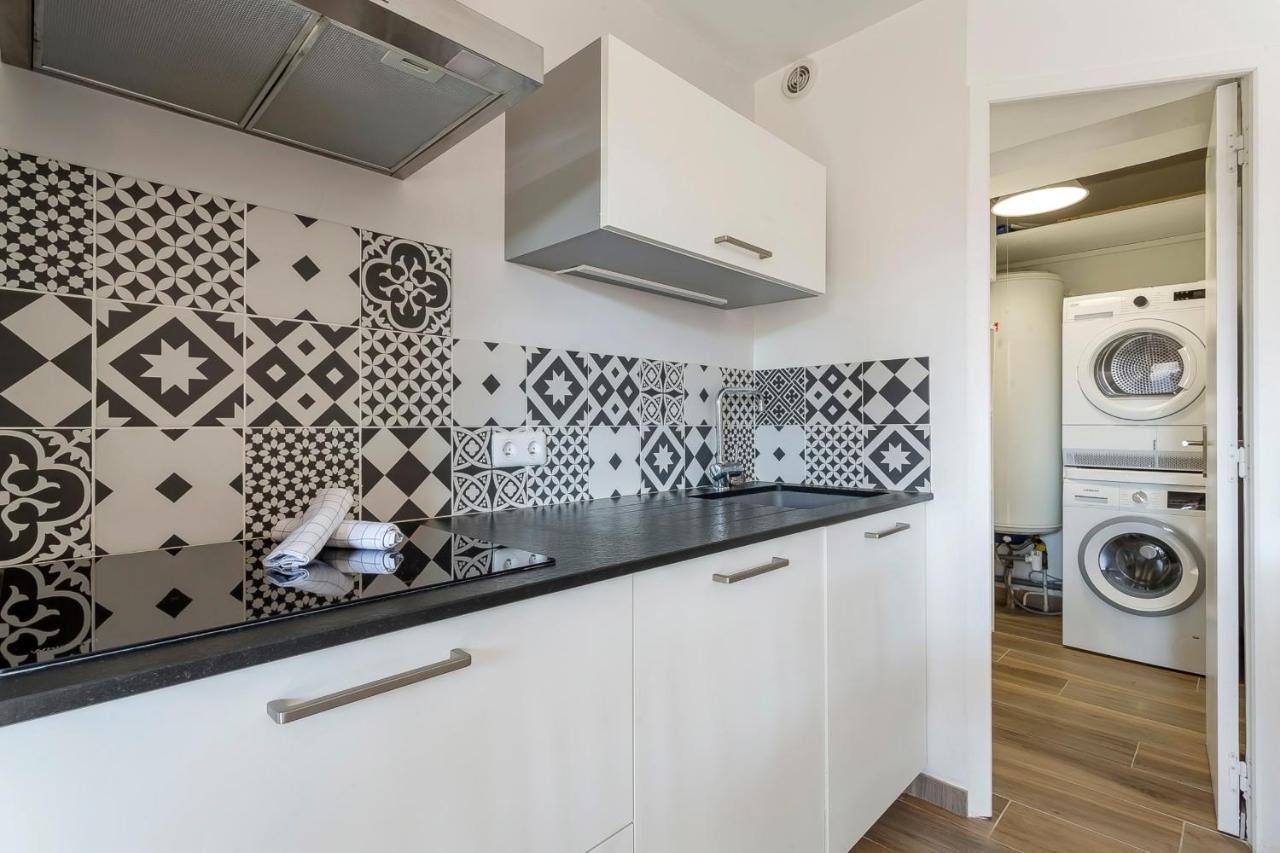 Suite Granges En Rez-De-Jardin Pour 4 Voyageurs Lyon Exteriör bild