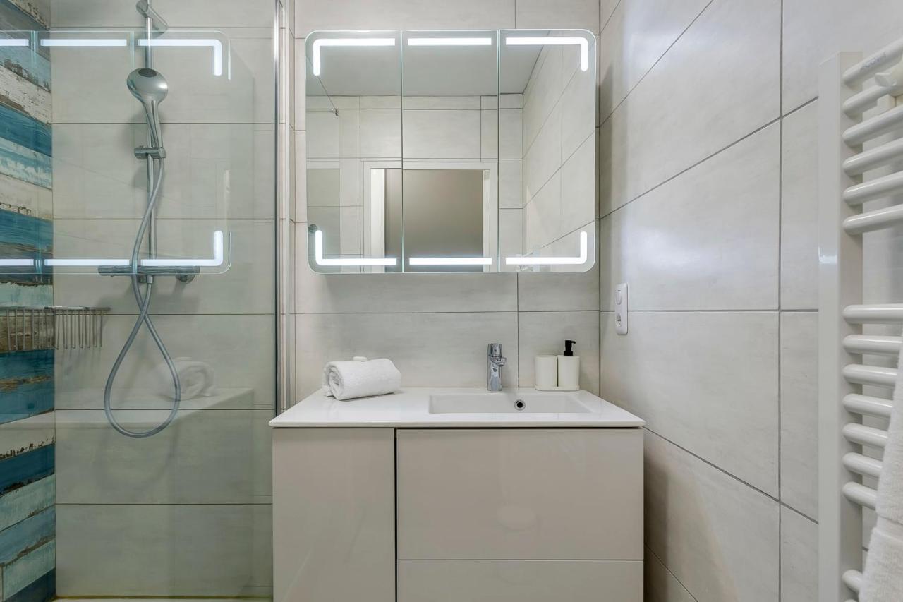Suite Granges En Rez-De-Jardin Pour 4 Voyageurs Lyon Exteriör bild